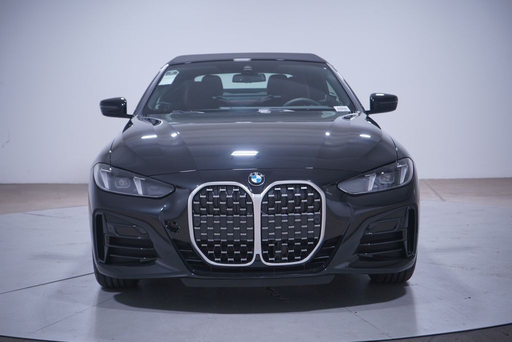 Thumbnail: 2026 BMW 4 Series - 4