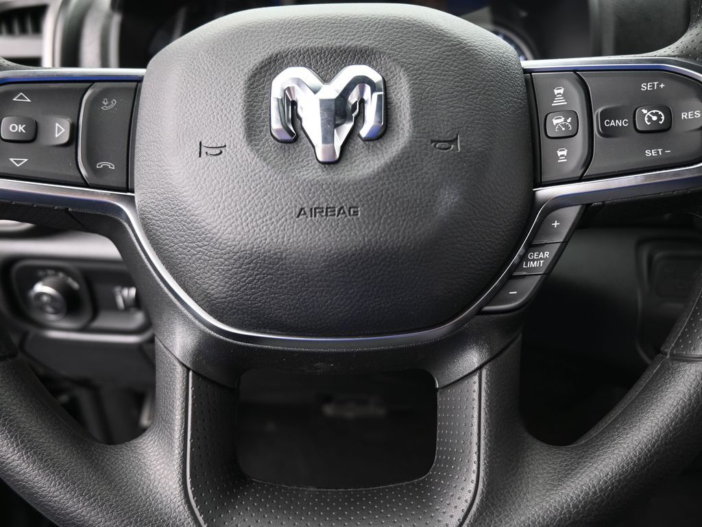 New 2026 Diamond Black Crystal Pearlcoat Ram Tradesman image 25