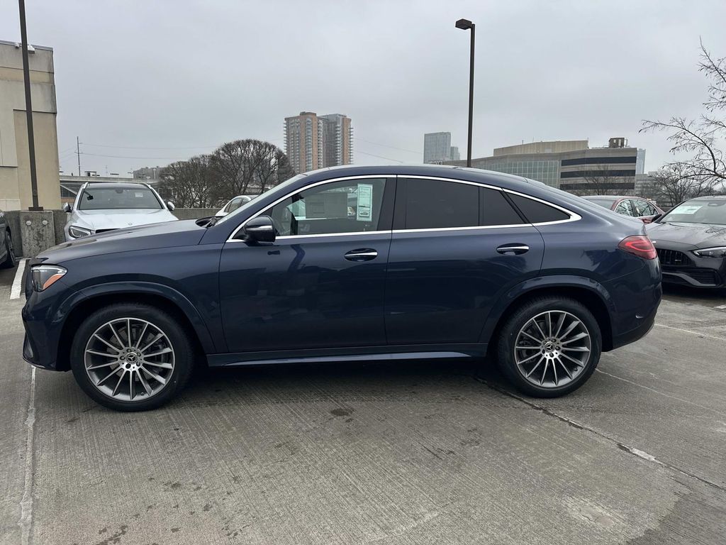 Thumbnail: 2026 Mercedes-Benz GLE - 8