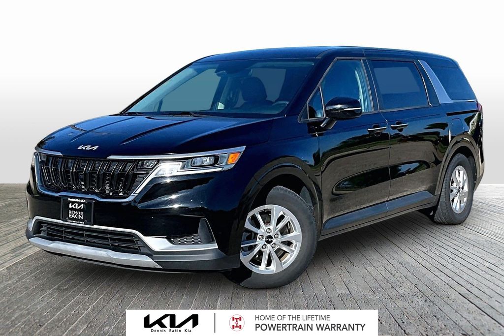 2023 Kia Carnival LX FWD