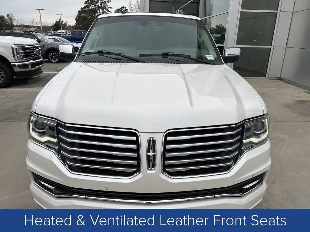 2017 Lincoln Navigator Select