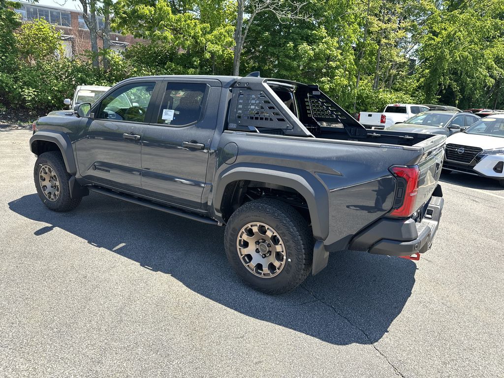 2026 Toyota Tacoma Trailhunter - Photo 3
