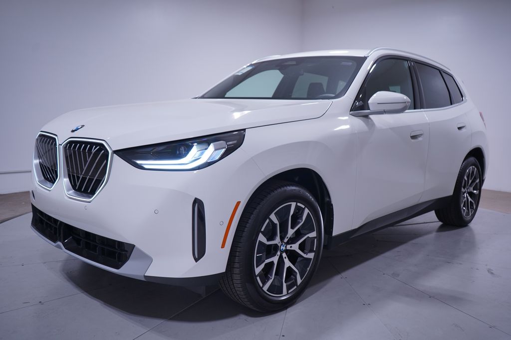 Thumbnail: 2026 BMW X3 - 1