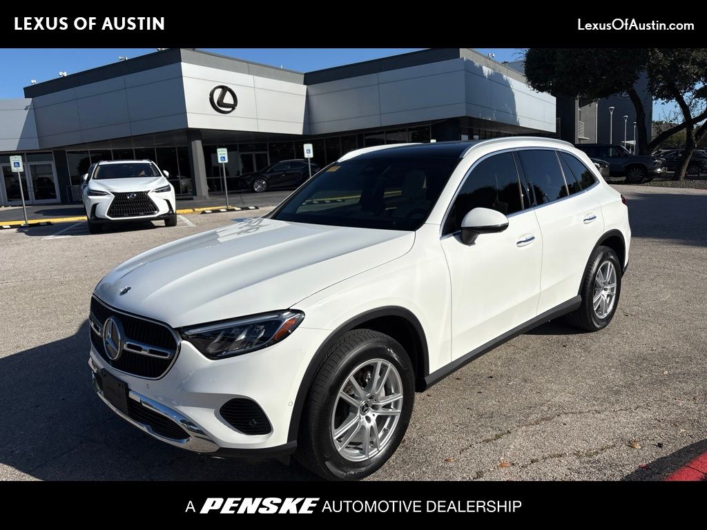 Thumbnail: 2023 Mercedes-Benz GLC - 1