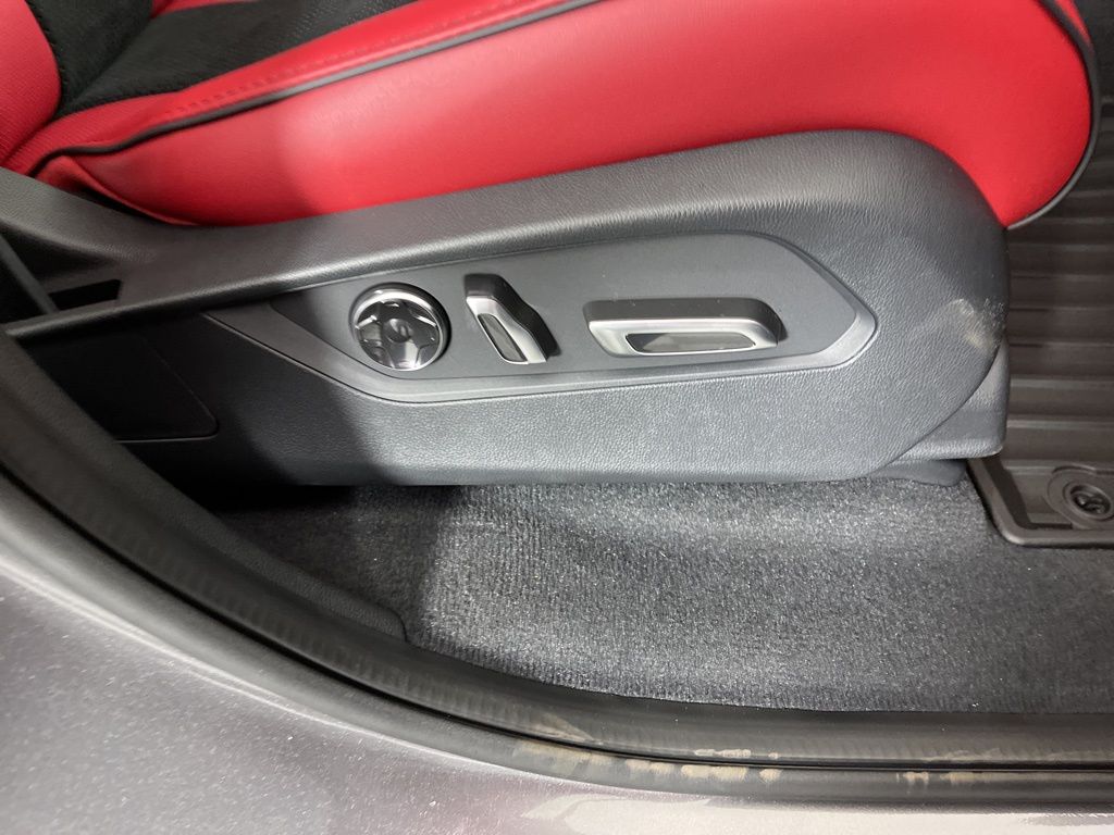 Thumbnail: 2026 Acura MDX - 9