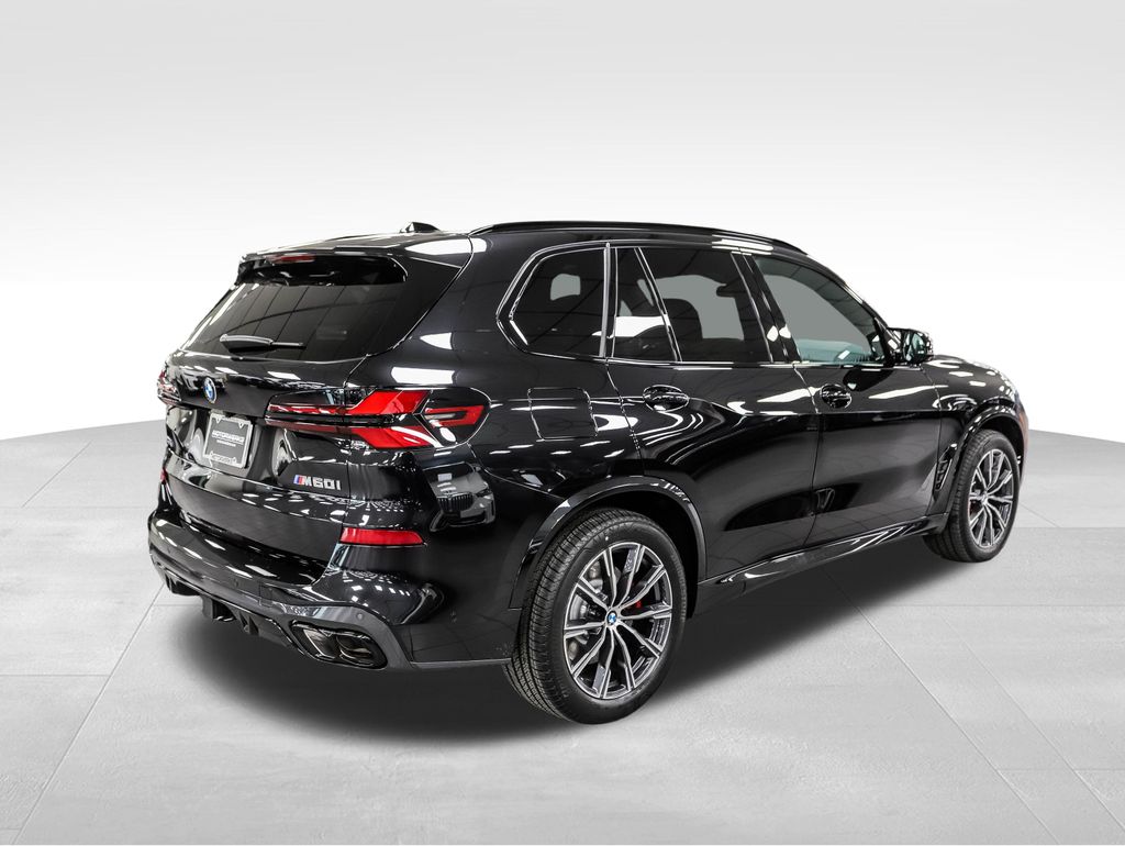 2025 BMW X5 M60i 5