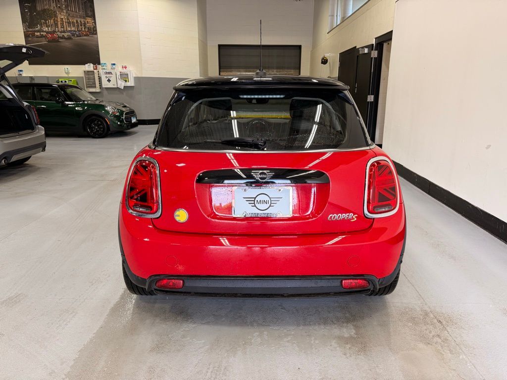 Thumbnail: 2024 MINI Cooper - 4