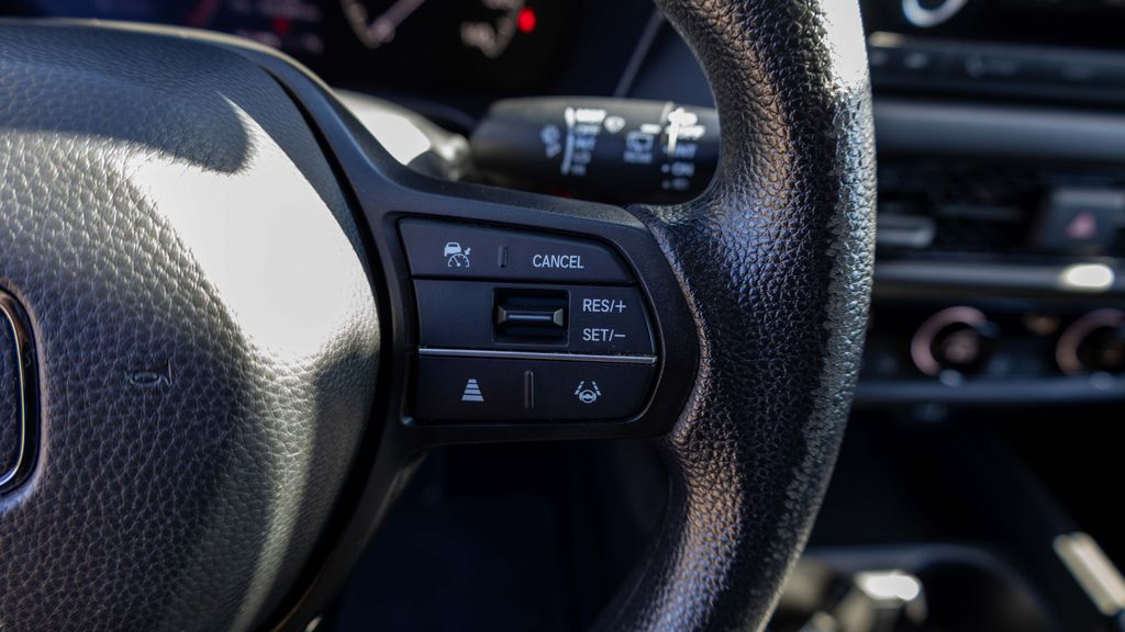 Used 2023 Honda HR-V LX 4D Sport Utility