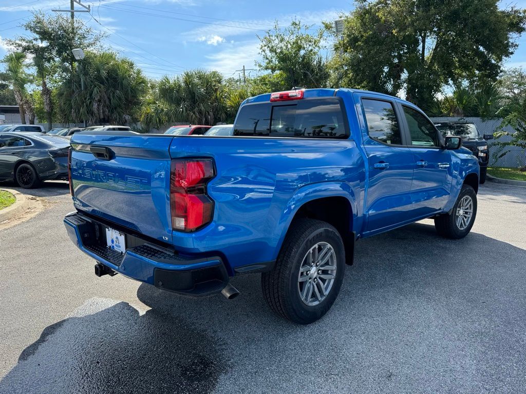 2024 Chevrolet Colorado LT 8