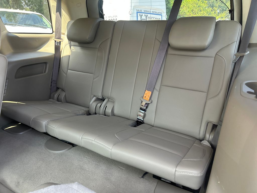 2020 Iridescent Pearl Tricoat Chevrolet Tahoe Premier RWD SUV