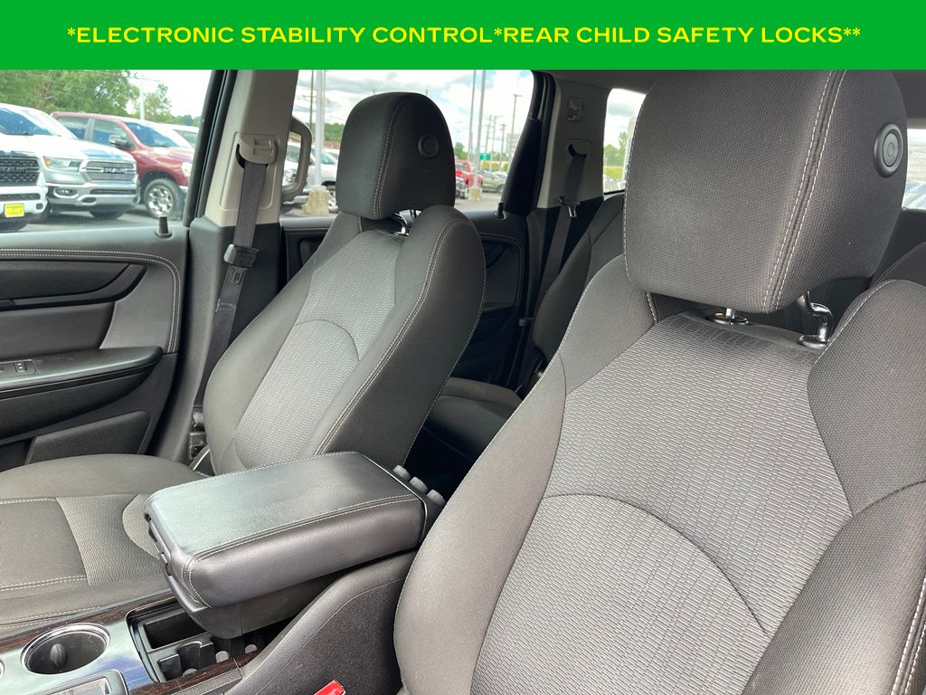 used 2017 Chevrolet Traverse car, priced at $11,300
