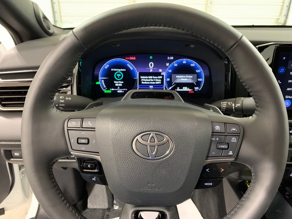 2025 Toyota Camry XSE 29