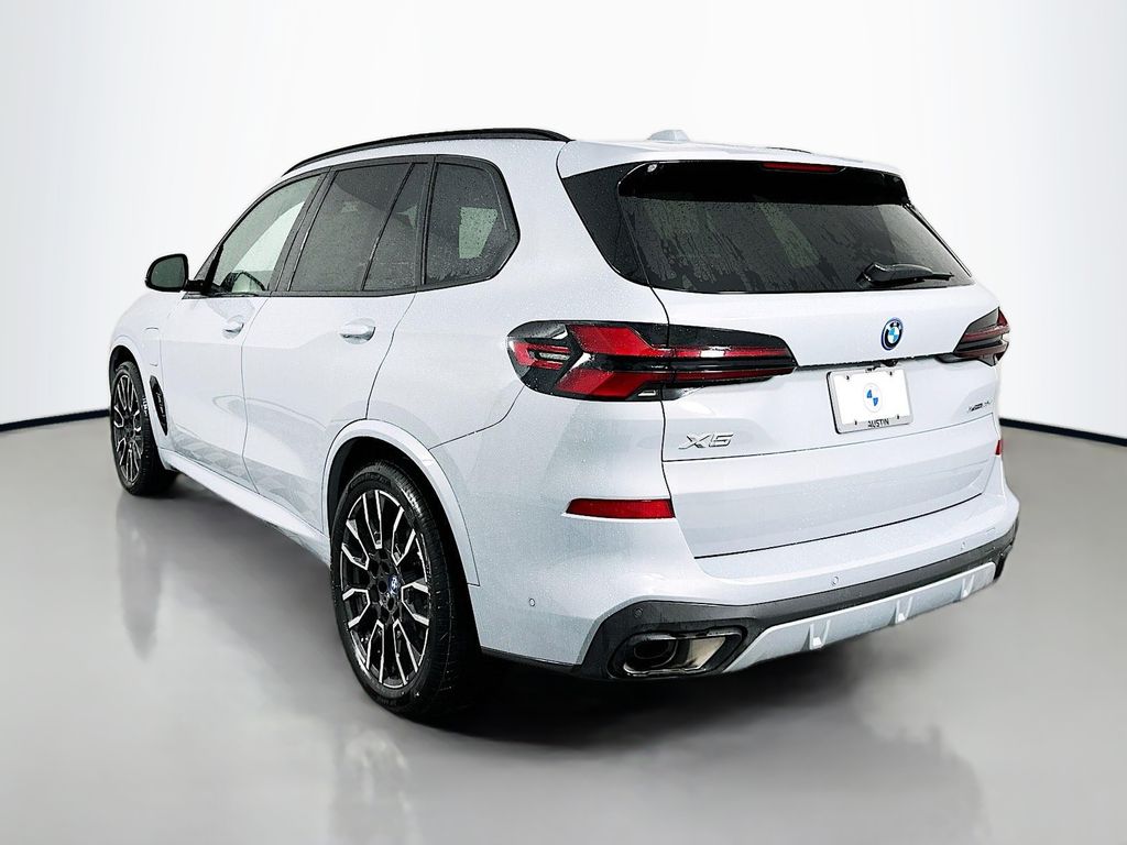 2025 BMW X5 xDrive50e 7