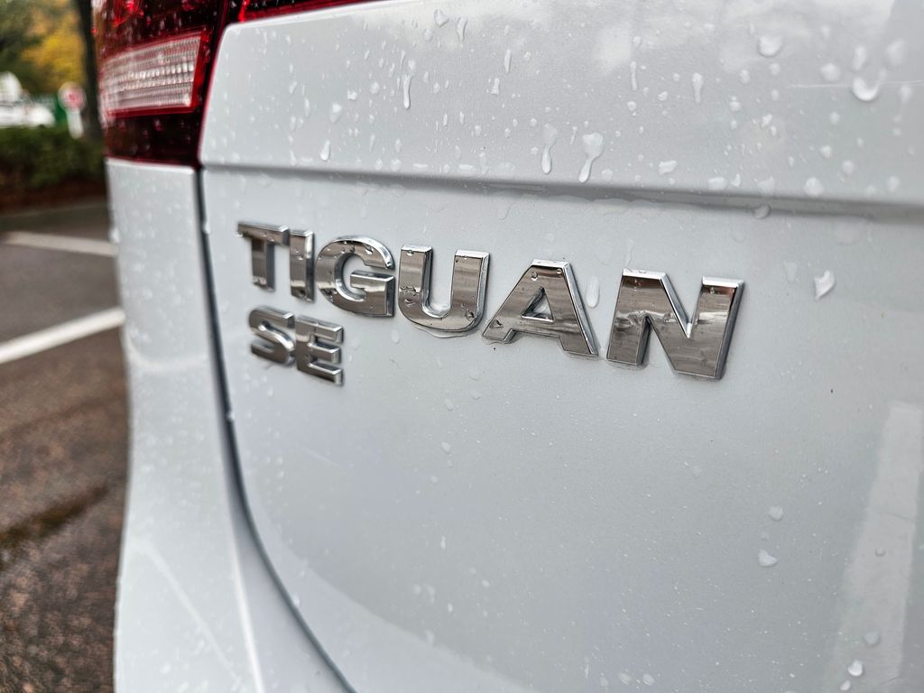 2018 Volkswagen Tiguan 2.0T SE 36