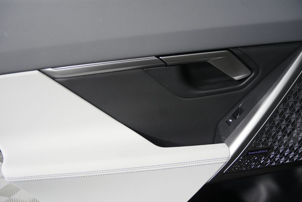 Thumbnail: 2024 BMW i5 - 15