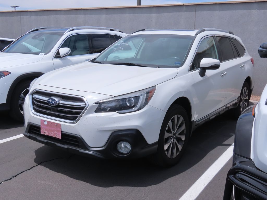2019 Subaru Outback 2.5i Touring 2