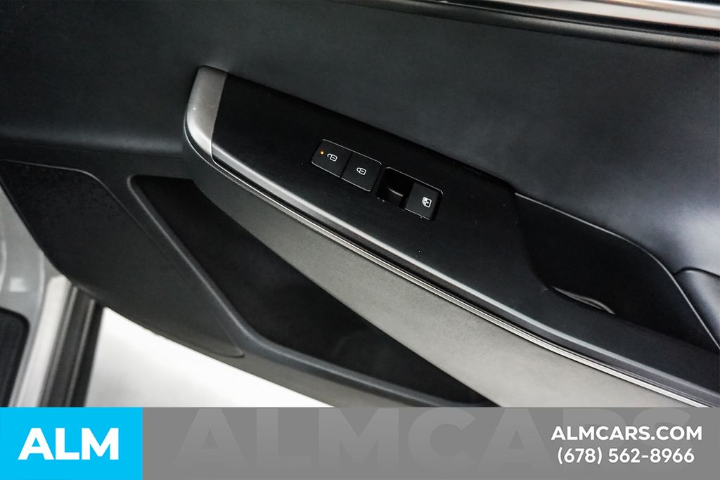 Used 2025 Gray Kia Light image 43