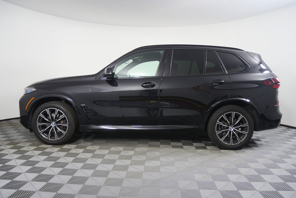 Thumbnail: 2026 BMW X5 - 6