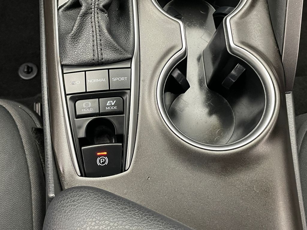 Thumbnail: 2021 Toyota Camry - 30