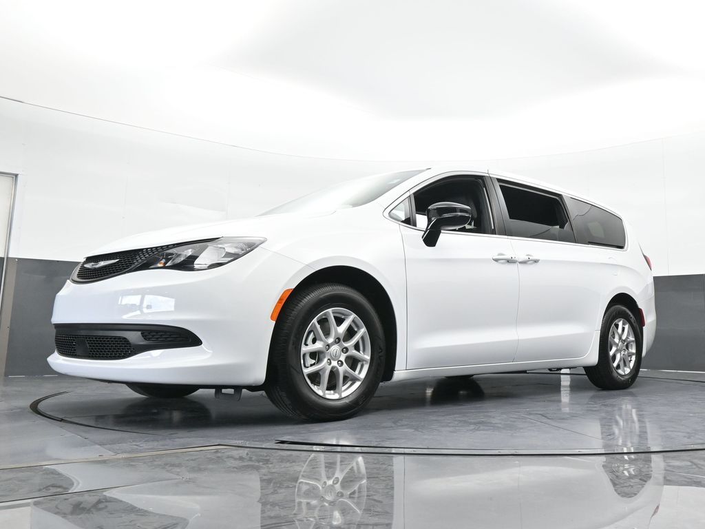 Used 2026 Bright White Clearcoat Chrysler LX image 53