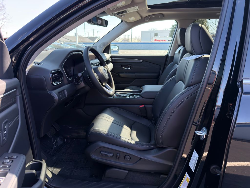 Thumbnail: 2026 Honda Pilot - 18