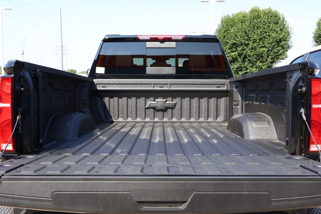 Thumbnail: 2025 Chevrolet Silverado 2500 - 12