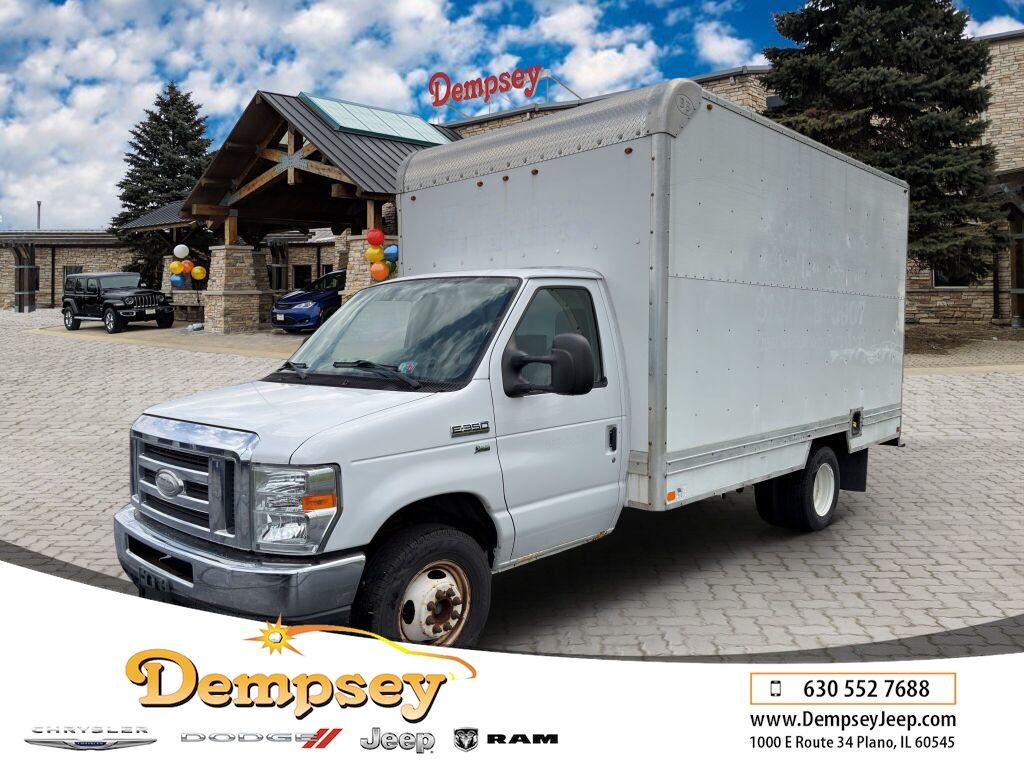 2015 Ford E-Series Chassis E-350 Super Duty 138 Cutaway RWD