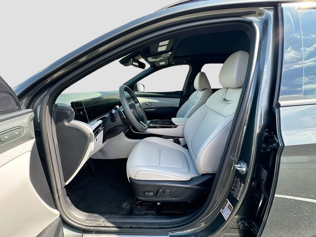 2025 Hyundai Tucson Limited 16