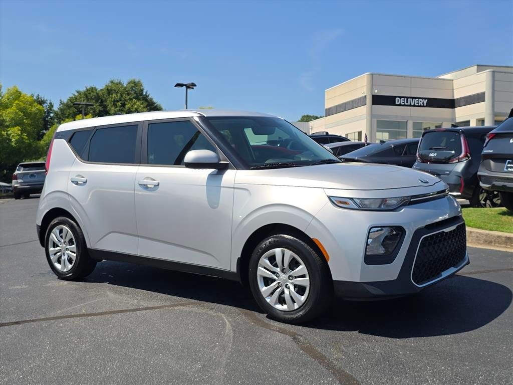 Sparkling Silver 2021 Kia Soul SUV / Crossover Front-Wheel Drive Continuously Variable Transmission