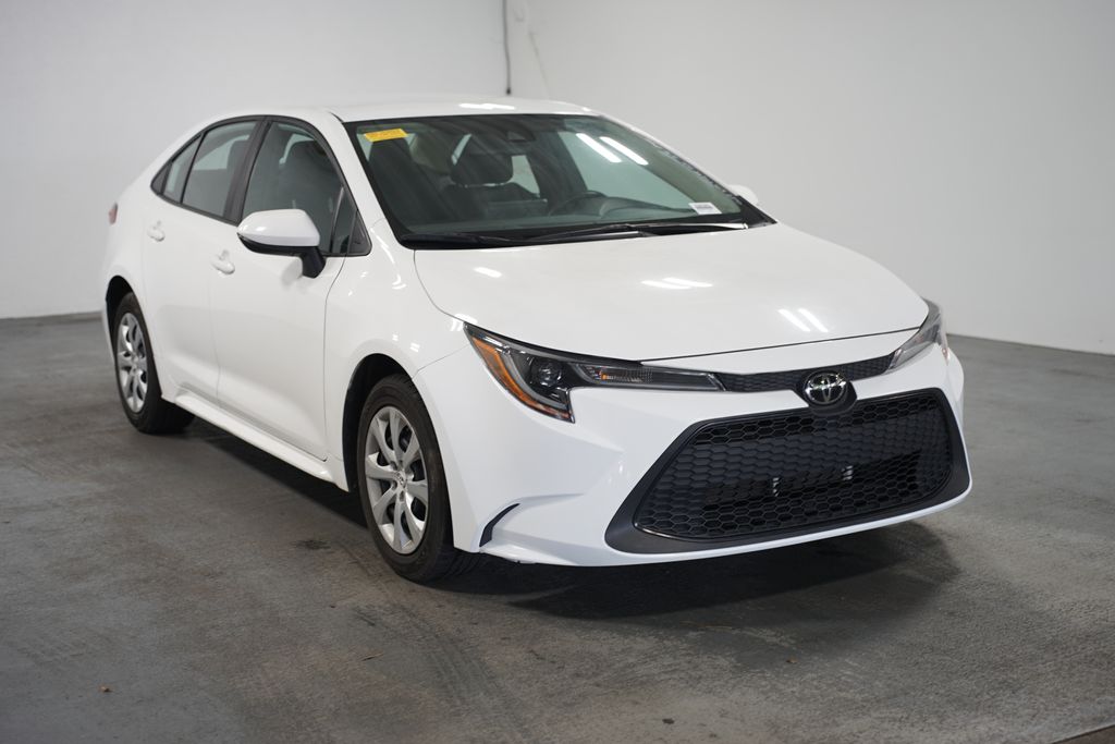 Thumbnail: 2022 Toyota Corolla - 3