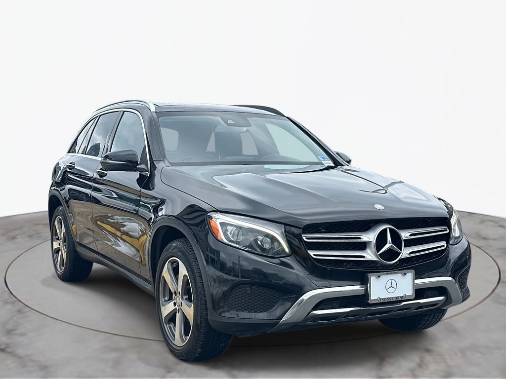 Thumbnail: 2016 Mercedes-Benz GLC - 7