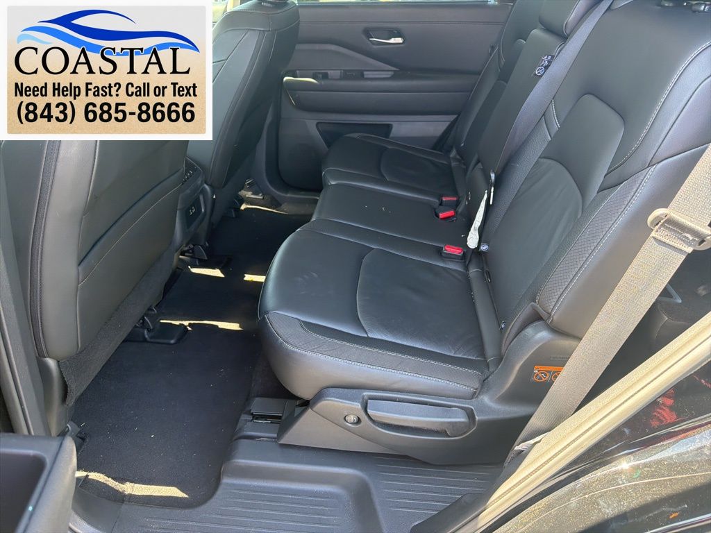 2025 Nissan Pathfinder SL Black at Lugoff Nissan