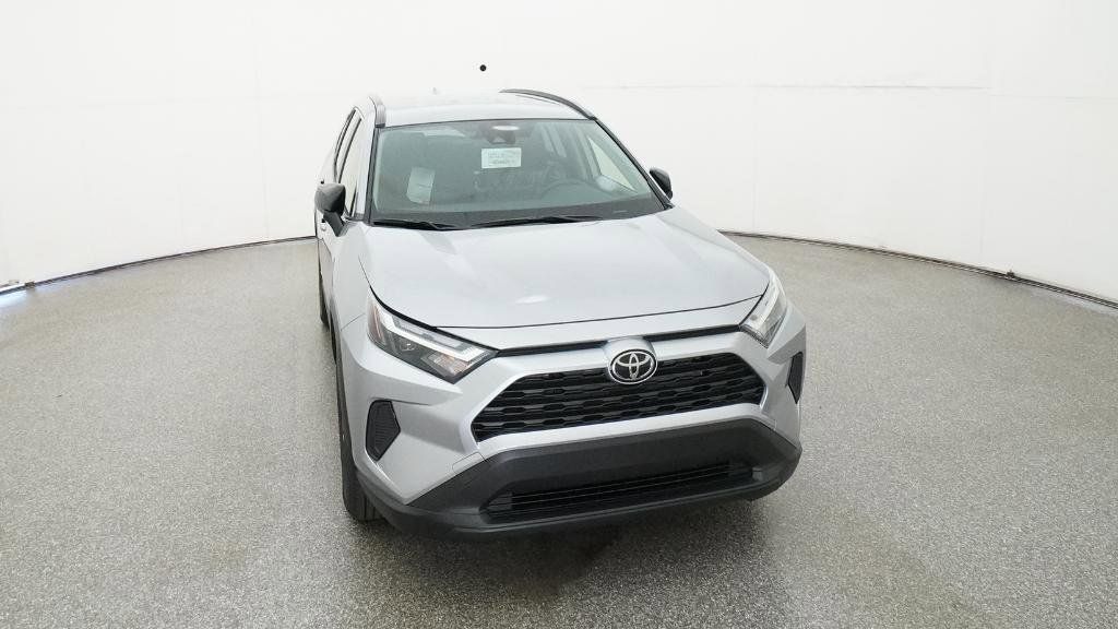 Thumbnail: 2025 Toyota RAV4 - 16