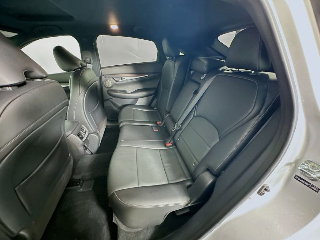 2022 INFINITI QX55 Essential 25