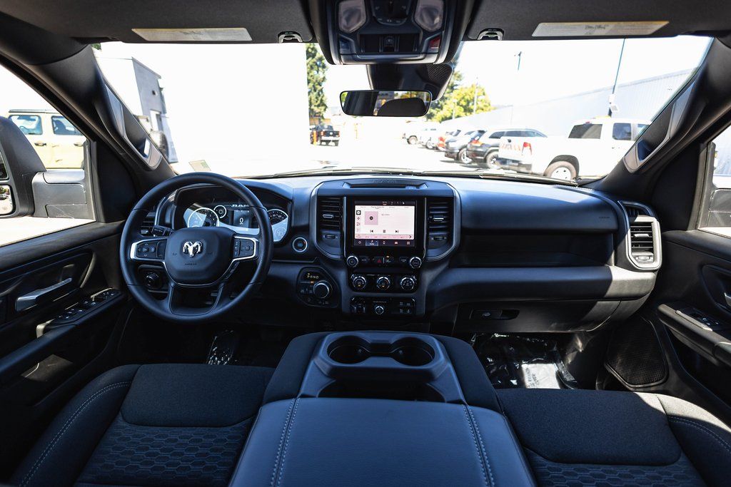 2026 Ram 1500 Tradesman thumbnail 22