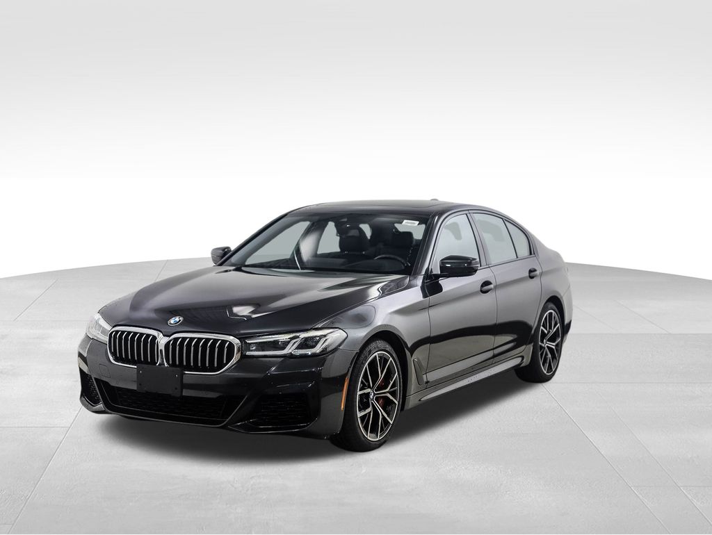 Thumbnail: 2022 BMW 5 Series - 1