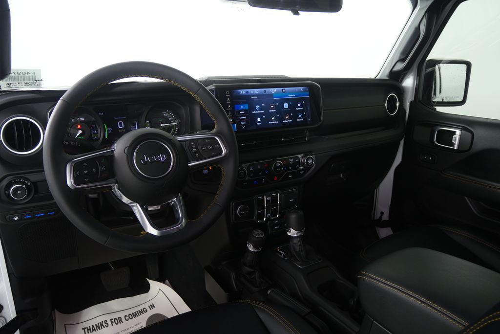 Thumbnail: 2024 Jeep Wrangler - 17