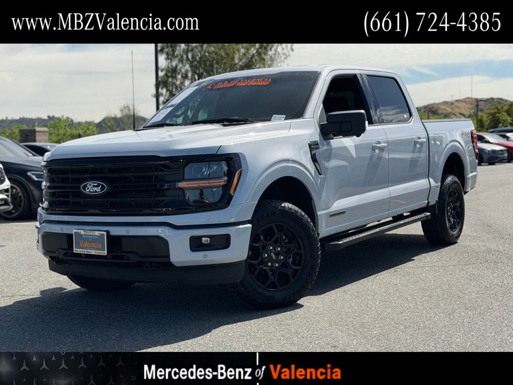 Space White Metallic 2025 Ford F-150 XLT SuperCrew 4WD Pickup Truck Four-Wheel Drive Automatic