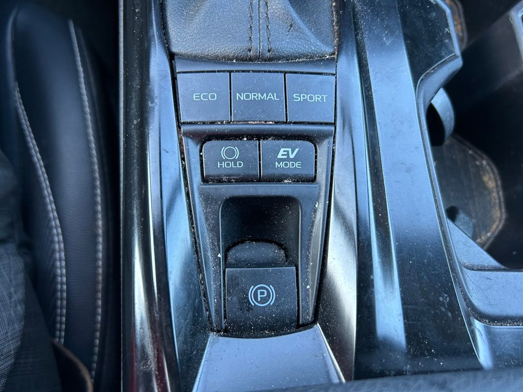 Thumbnail: 2025 Toyota Camry - 28