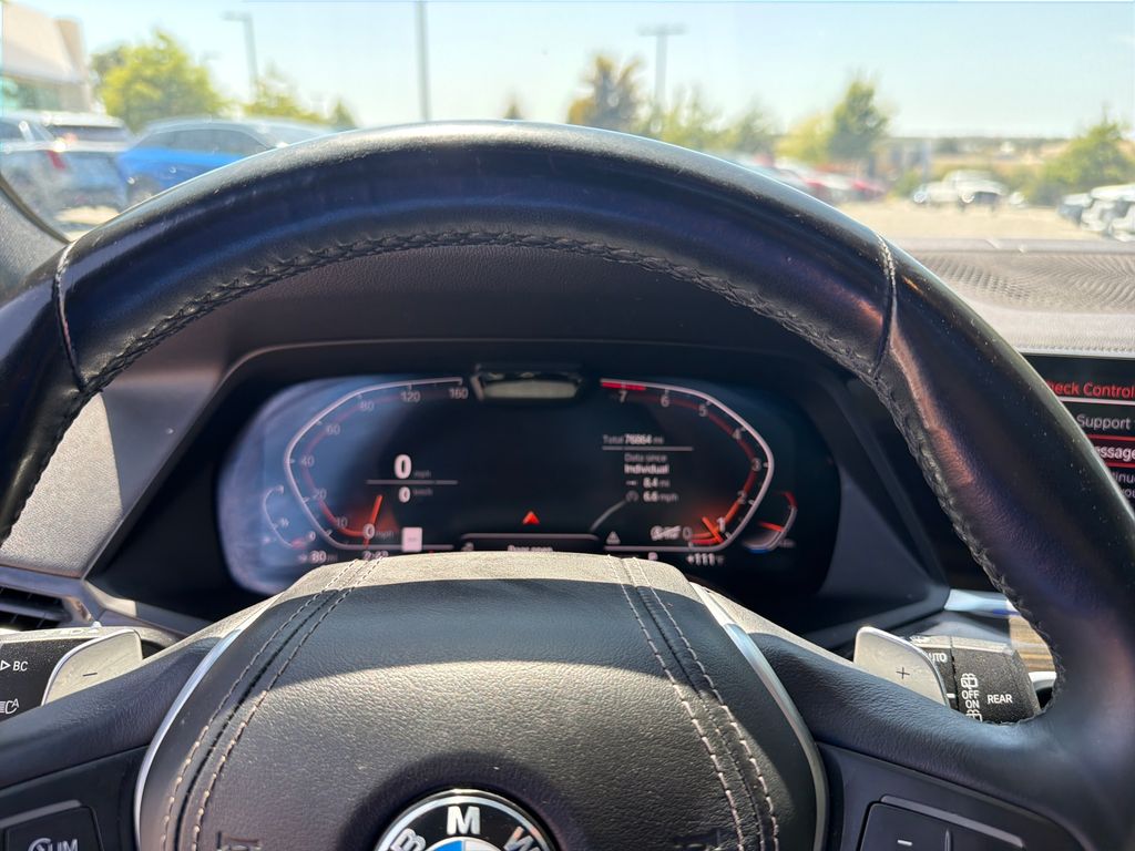 Used 2019 Gray BMW xDrive40i image 24