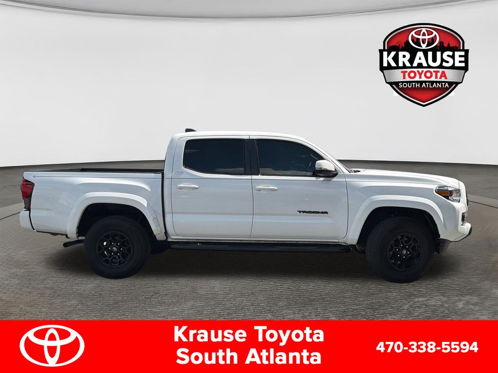 2022 Toyota Tacoma SR5 - Photo 9
