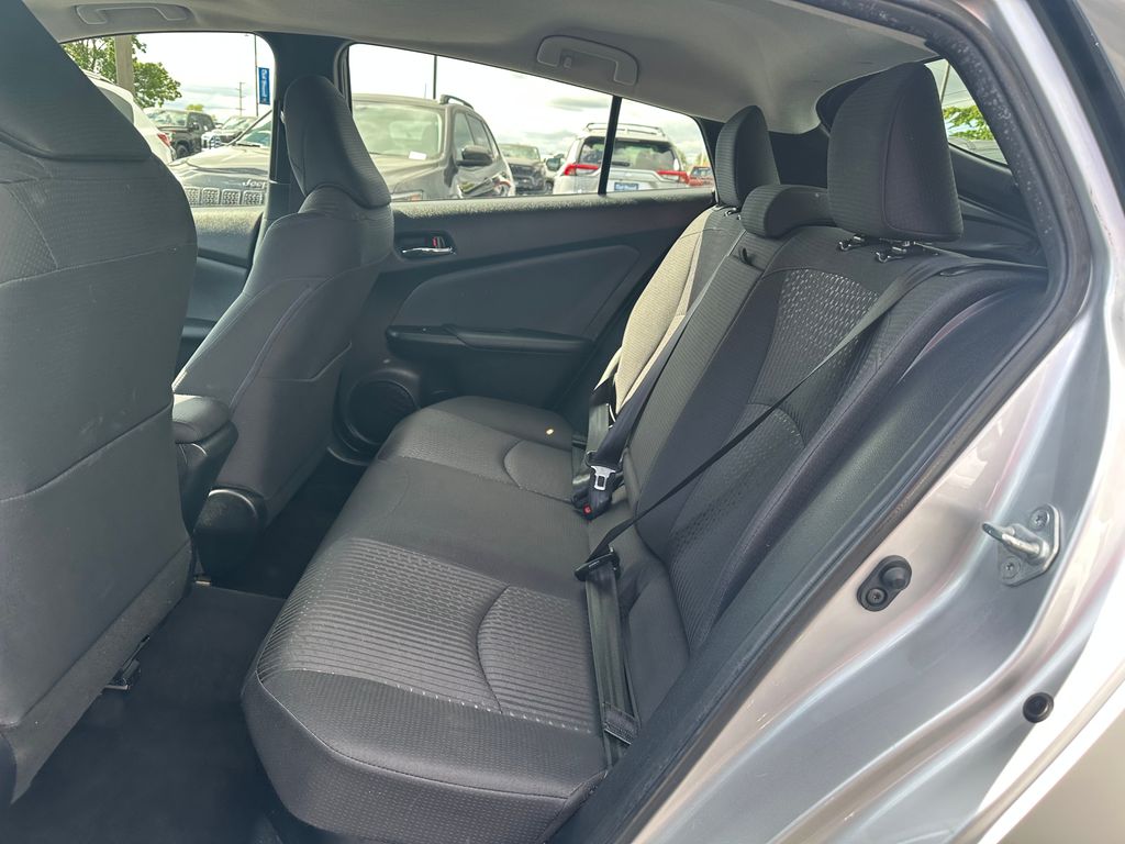 2016 Toyota Prius Three