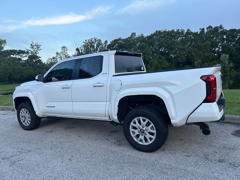 Thumbnail: 2024 Toyota Tacoma - 3