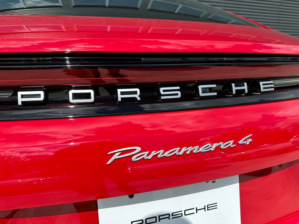 Thumbnail: 2025 Porsche Panamera - 11