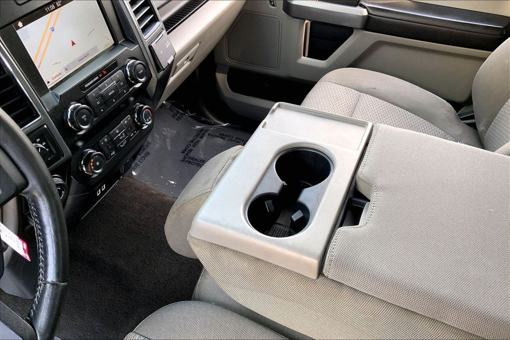 Used 2019 Blue Ford XLT image 16