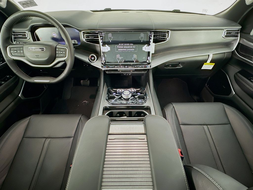 JeepGrand Wagoneer L10