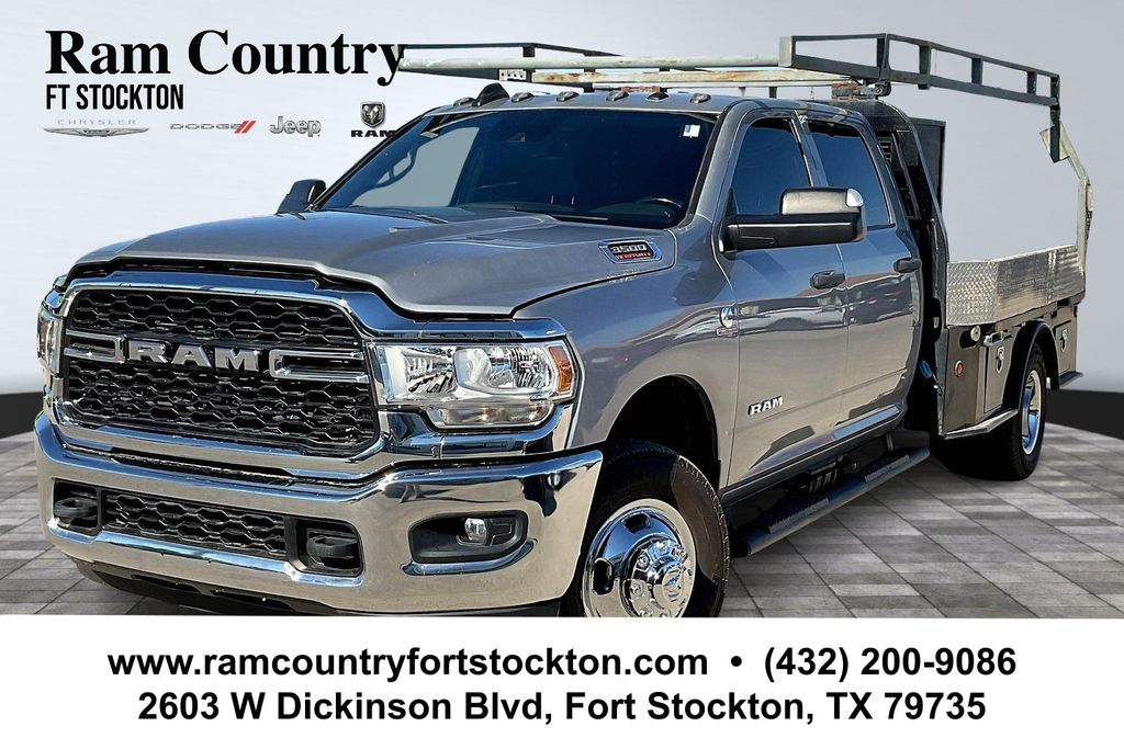 Billet Silver Metallic Clearcoat 2022 RAM 3500 Chassis Tradesman Crew Cab DRW 4WD Pickup Truck Four-Wheel Drive 6-Speed Automatic