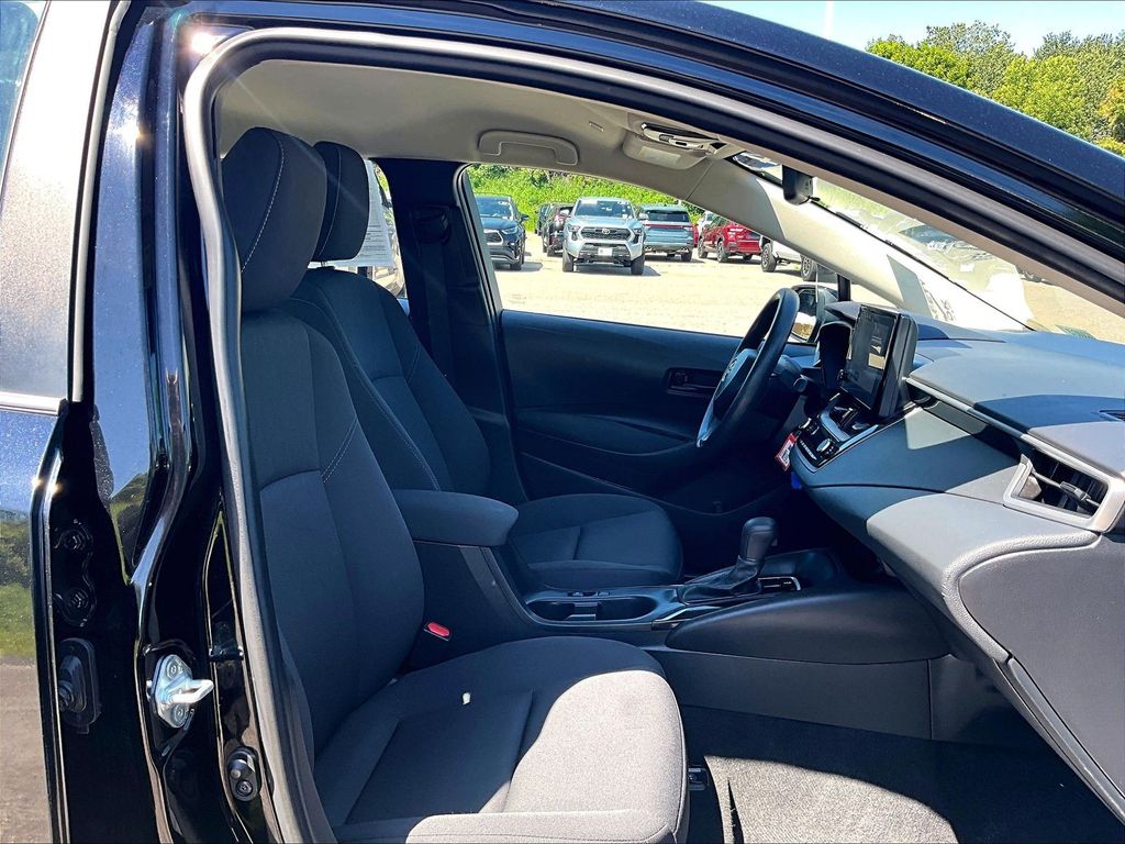 2024 Toyota Corolla — photo 11