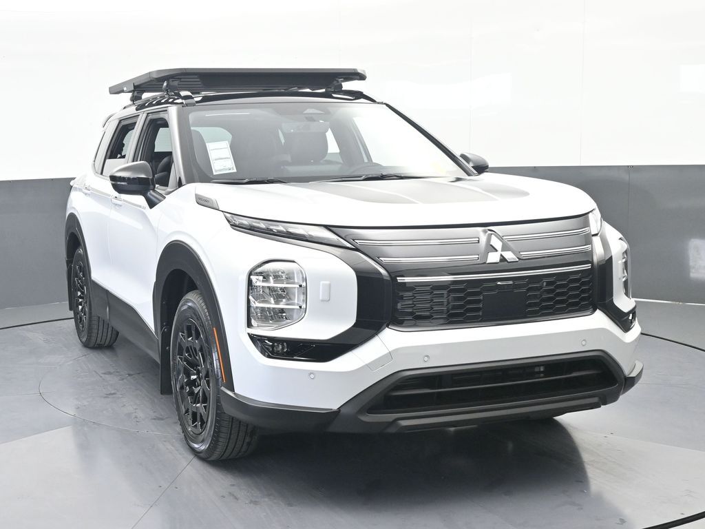 New 2026 White / Black Mitsubishi Trail Edition image 9