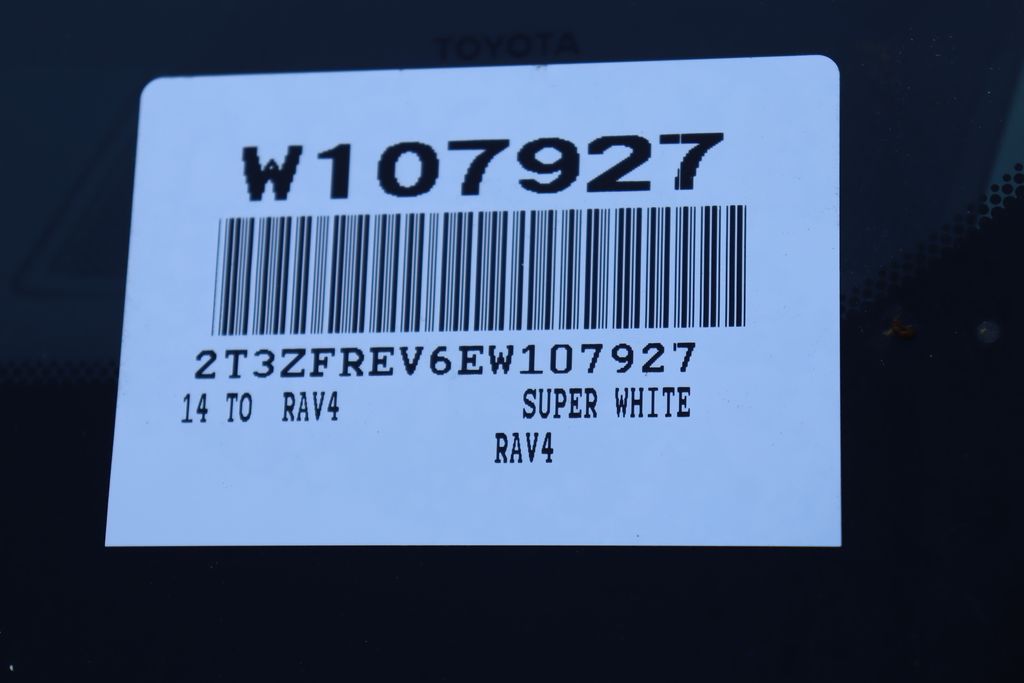 2014 Toyota RAV4 LE 7